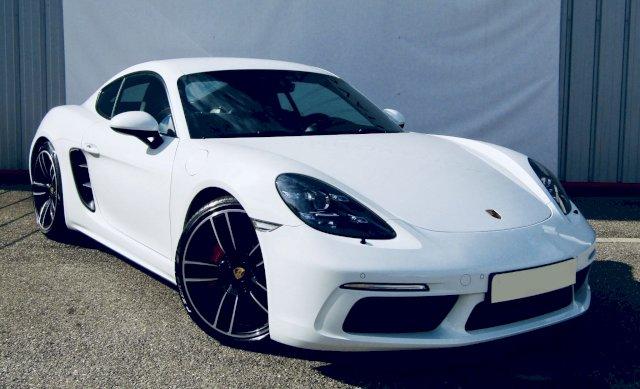 PORSCHE 718 CAYMAN